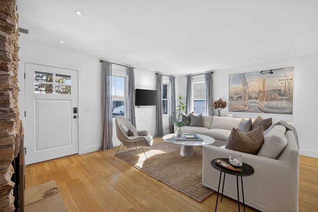 19 W Vine Street, Provincetown, MA 02657