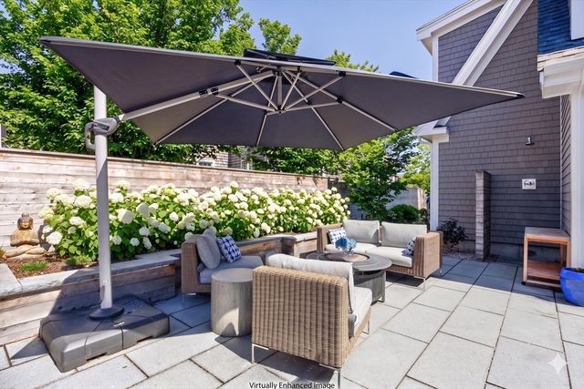 19 W Vine Street, Provincetown, MA 02657