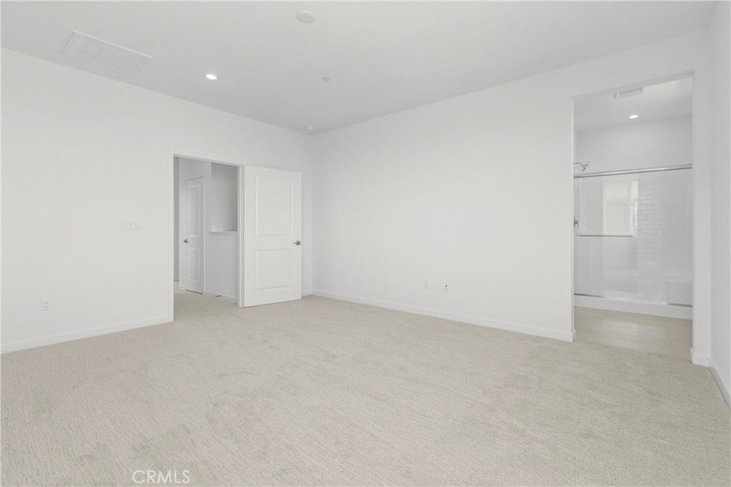 Image 11 of property listing at 3679 W S. Eichler Paseo 12, Ontario, CA 91761