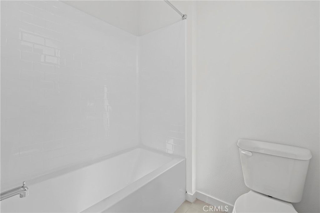 Image 15 of property listing at 3679 W S. Eichler Paseo 12, Ontario, CA 91761