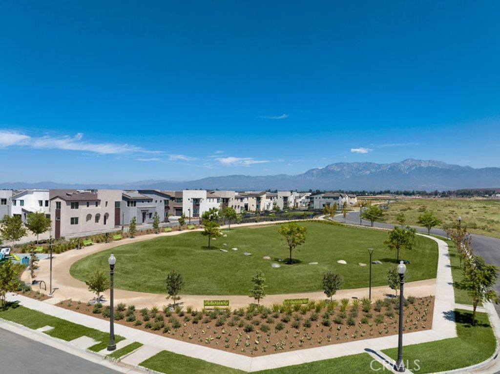 Image 18 of property listing at 3679 W S. Eichler Paseo 12, Ontario, CA 91761