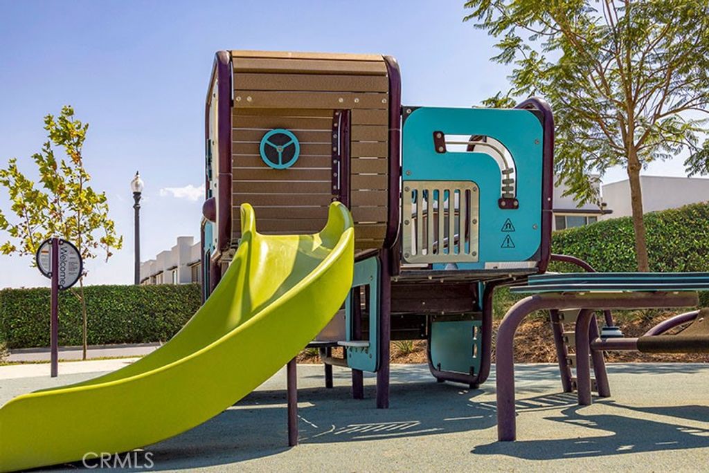 Image 25 of property listing at 3679 W S. Eichler Paseo 12, Ontario, CA 91761