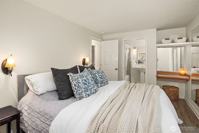 19814 10th Drive SE, Bothell, WA 98012