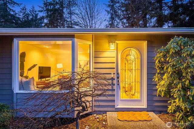 19814 10th Drive SE, Bothell, WA 98012