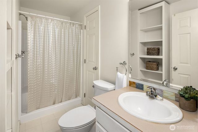 19814 10th Drive SE, Bothell, WA 98012