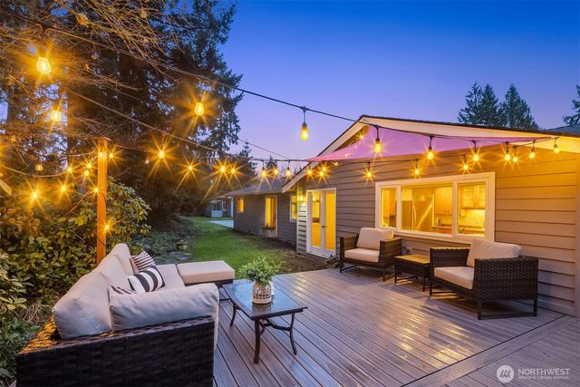 19814 10th Drive SE, Bothell, WA 98012