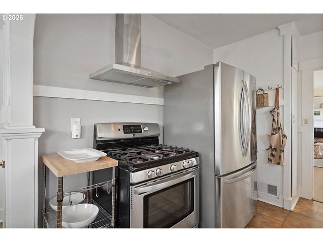 3523 Ne 70TH Ave, Portland, OR 97213