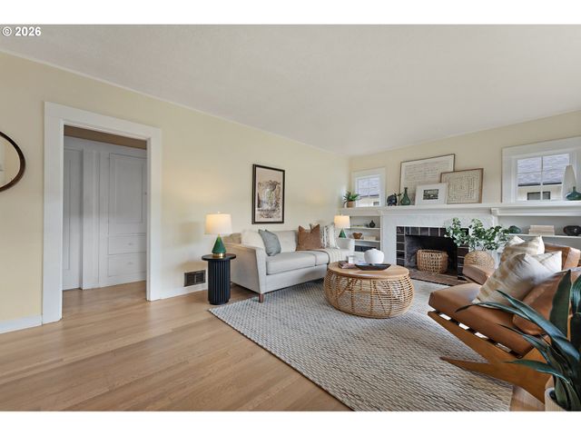 3523 Ne 70TH Ave, Portland, OR 97213