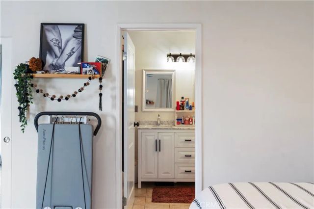 5824 Compass Drive, Los Angeles, CA 90045