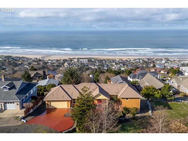 409 CREST Ter, Rockaway Beach, OR 97136