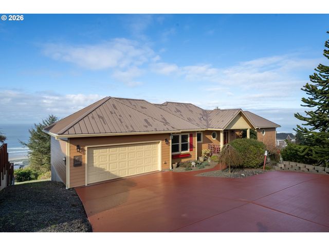 409 CREST Ter, Rockaway Beach, OR 97136