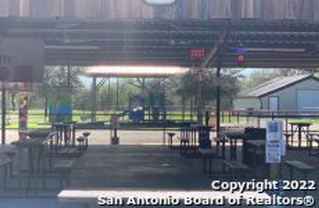18086 Pleasanton Rd, San Antonio, TX 78221