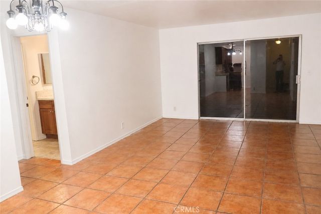 1741 Neil Armstrong 208, Montebello, CA 90640