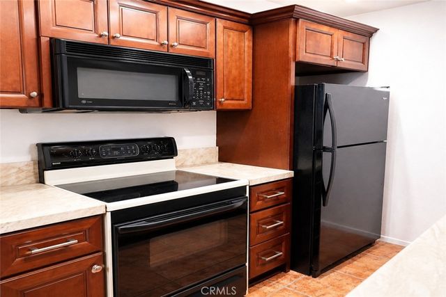 1741 Neil Armstrong 208, Montebello, CA 90640