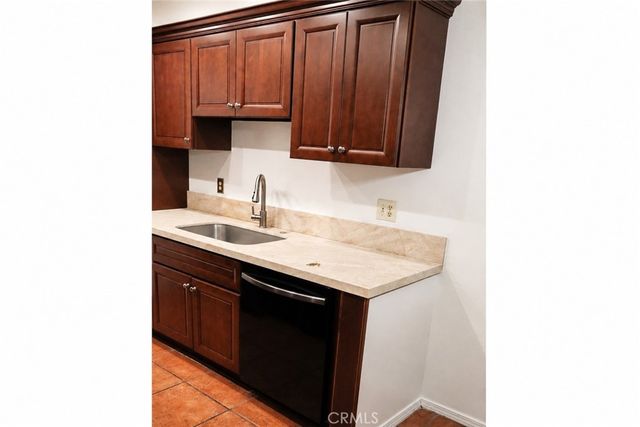 1741 Neil Armstrong 208, Montebello, CA 90640