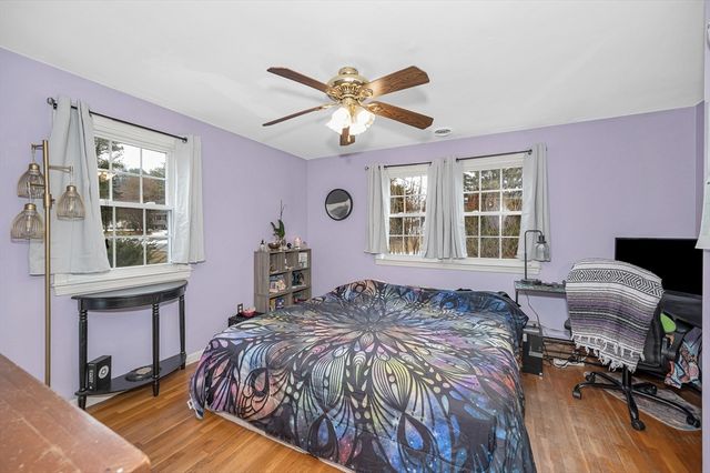 7 Douglas Dr, Salem, NH 03079