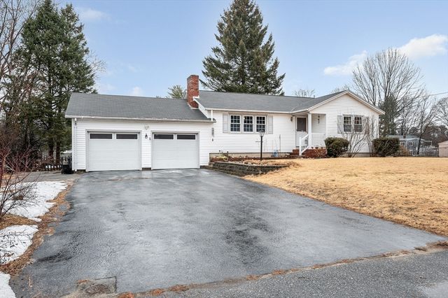 7 Douglas Dr, Salem, NH 03079