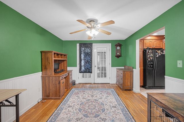 7 Douglas Dr, Salem, NH 03079