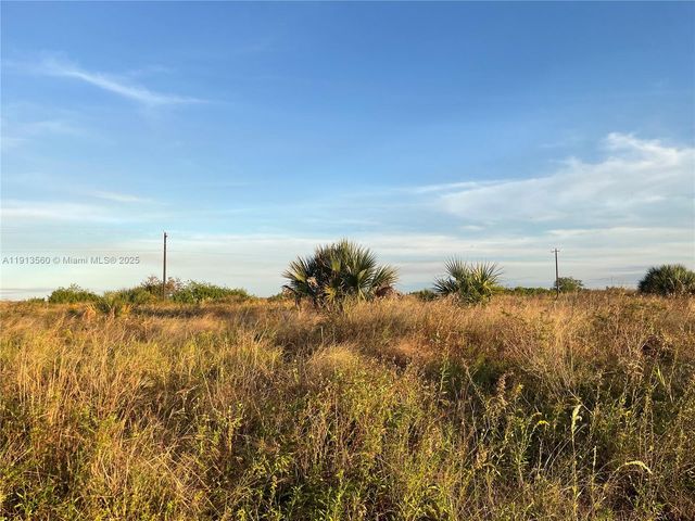 517 Ella Jean Pl, Other City - In The State Of Florida, FL 33935