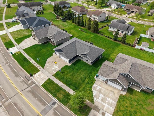 3421 GLENDALE AVENUE, Green Bay, WI 54313
