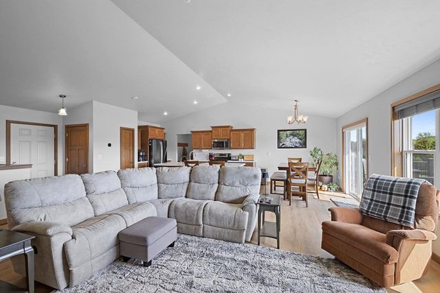3421 GLENDALE AVENUE, Green Bay, WI 54313