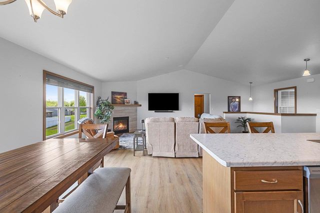 3421 GLENDALE AVENUE, Green Bay, WI 54313