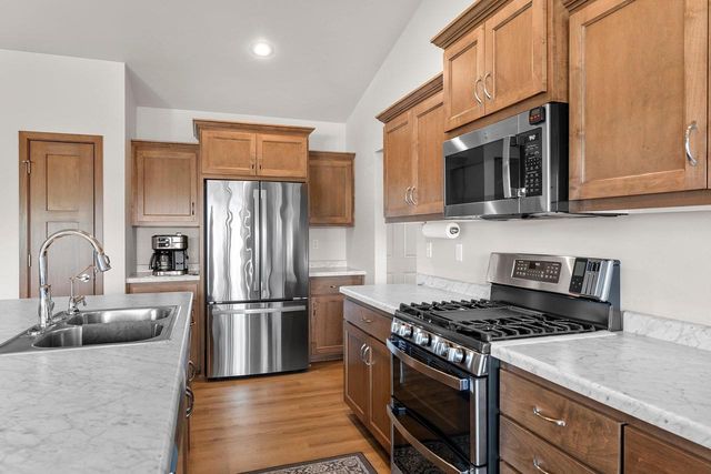 3421 GLENDALE AVENUE, Green Bay, WI 54313