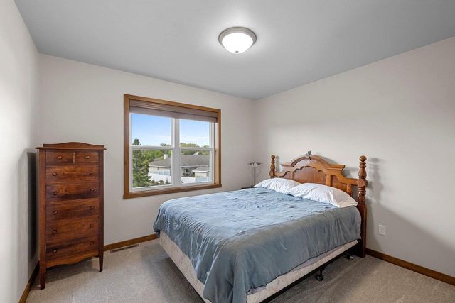 3421 GLENDALE AVENUE, Green Bay, WI 54313