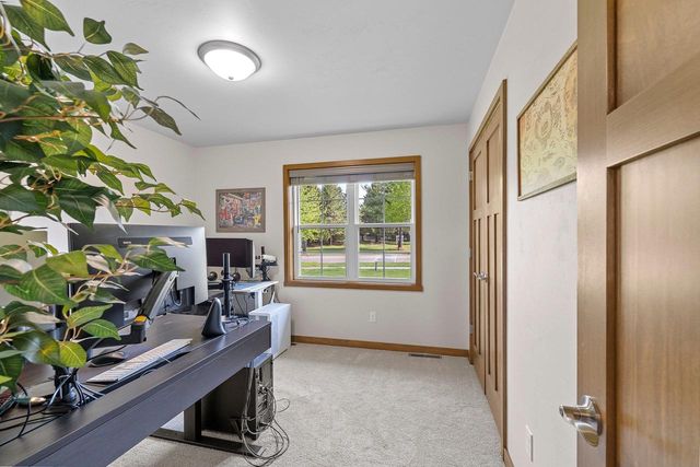3421 GLENDALE AVENUE, Green Bay, WI 54313