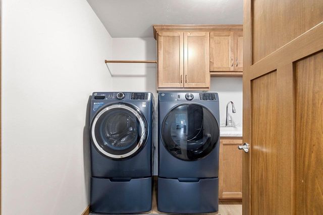 3421 GLENDALE AVENUE, Green Bay, WI 54313