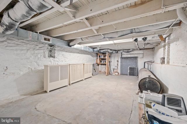 2500 N CALVERT ST, Baltimore, MD 21218