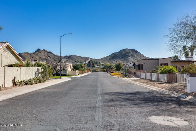 13601 N 19TH Street, Phoenix, AZ 85022