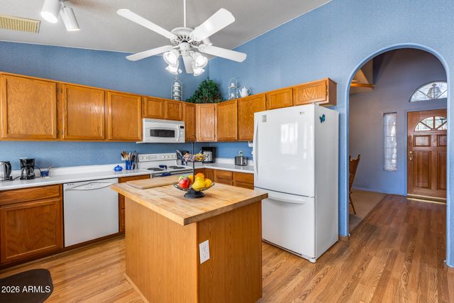 13601 N 19TH Street, Phoenix, AZ 85022