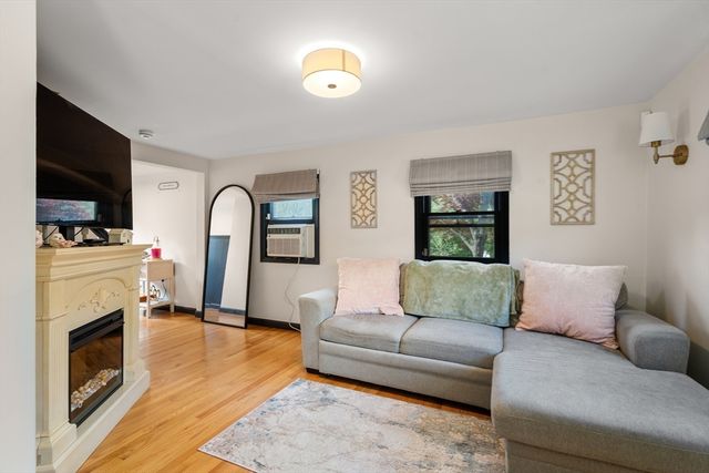 84 Windsor Ave, Swampscott, MA 01907