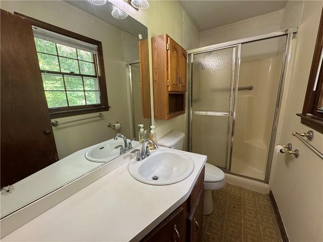 5604 Meadowood Drive, Acworth, GA 30102