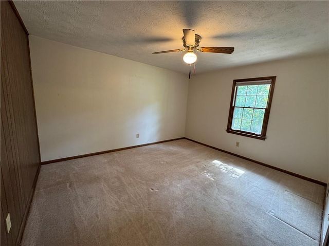 5604 Meadowood Drive, Acworth, GA 30102
