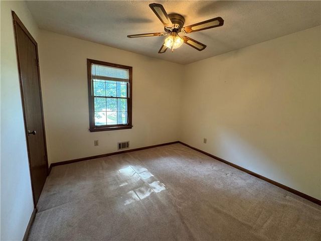 5604 Meadowood Drive, Acworth, GA 30102