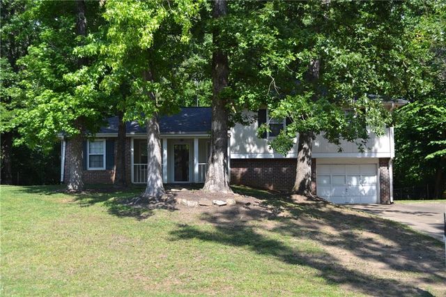 5604 Meadowood Drive, Acworth, GA 30102