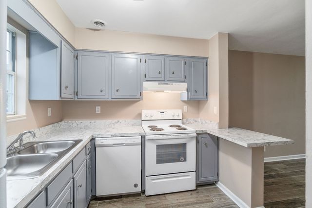 118 Greenland Ct, Clarksville, TN 37042