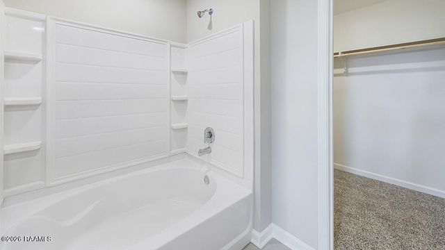 119 Lake Oak Drive, Lafayette, LA 70507