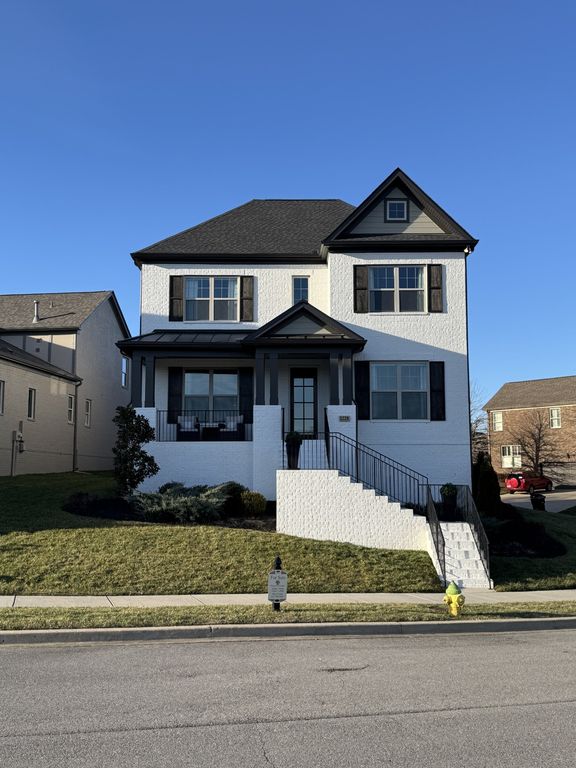 1228 Overton Circle, Gallatin, TN 37066