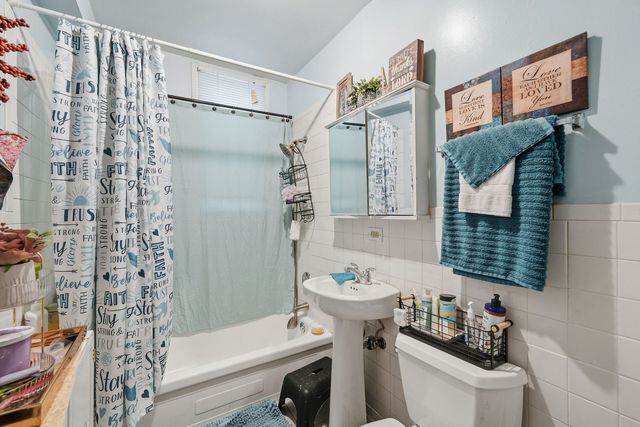 1406 Wenonah Avenue, Berwyn, IL 60402