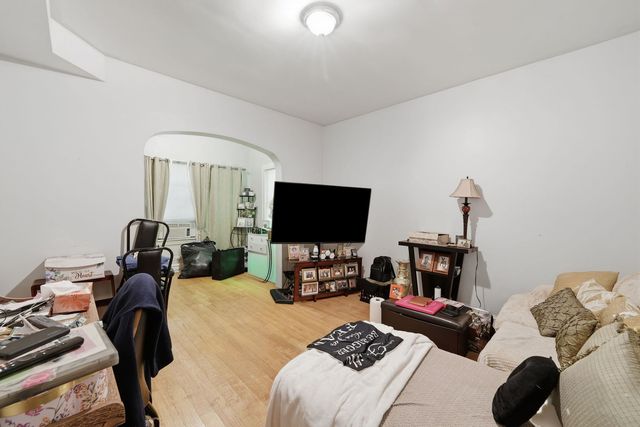 1406 Wenonah Avenue, Berwyn, IL 60402