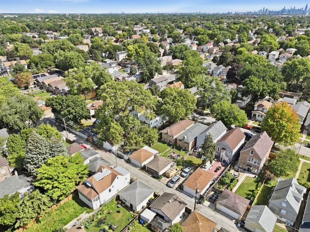 1406 Wenonah Avenue, Berwyn, IL 60402