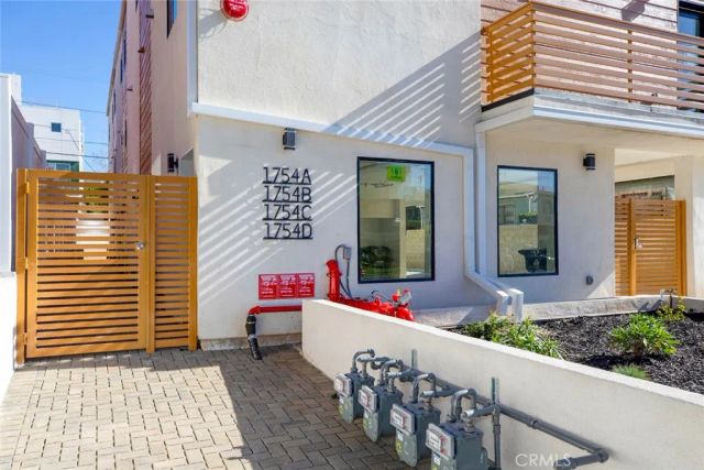 1754 N Berendo Street, Los Angeles, CA 90027