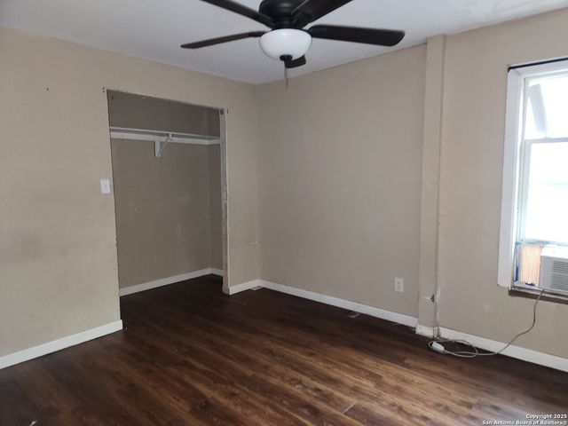 3319 salinas, San Antonio, TX 78207