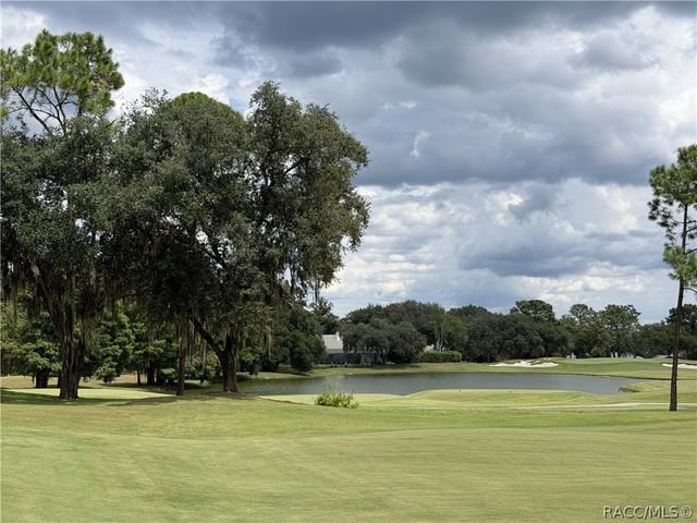 3075 N Barton Creek Circle, Lecanto, FL 34461