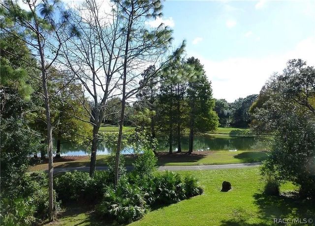3075 N Barton Creek Circle, Lecanto, FL 34461