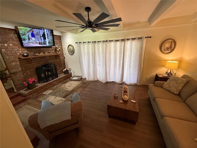 305 WHITE OAK DRIVE, Altamonte Springs, FL 32701