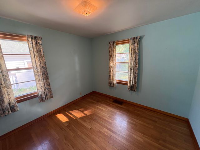 936 West Street, Muskegon Twp, MI 49442